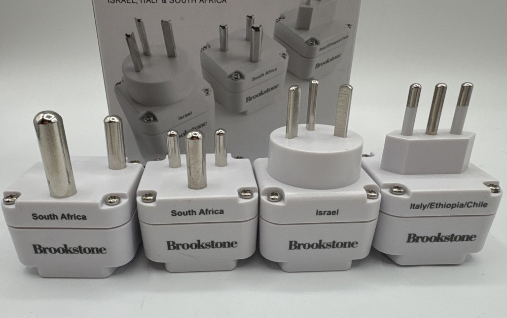 Brookstone International Adapter Plug Set 638056