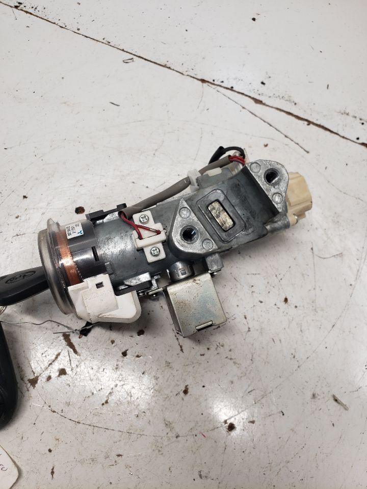 Ignition Switch Fits 2010 IMPREZA OEM