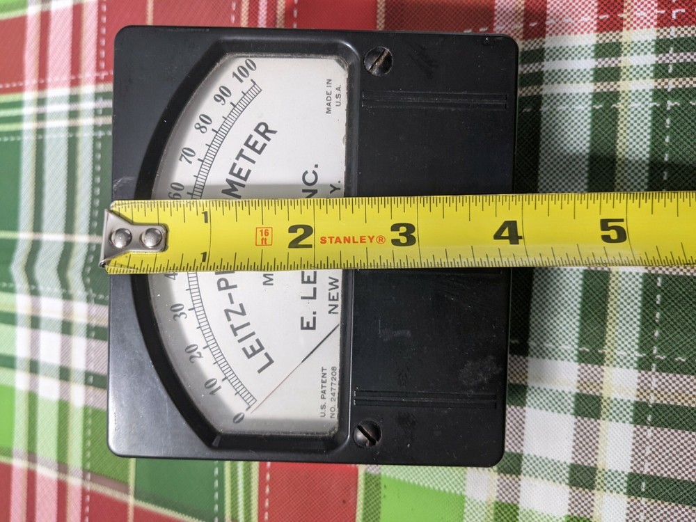VINTAGE LEITZ PHOTROMETER (JUST THE METER)