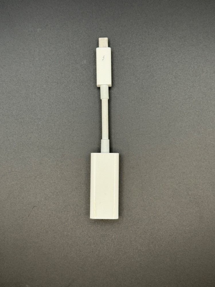 Apple Thunderbolt to Gigabit Ethernet Adapter A1433