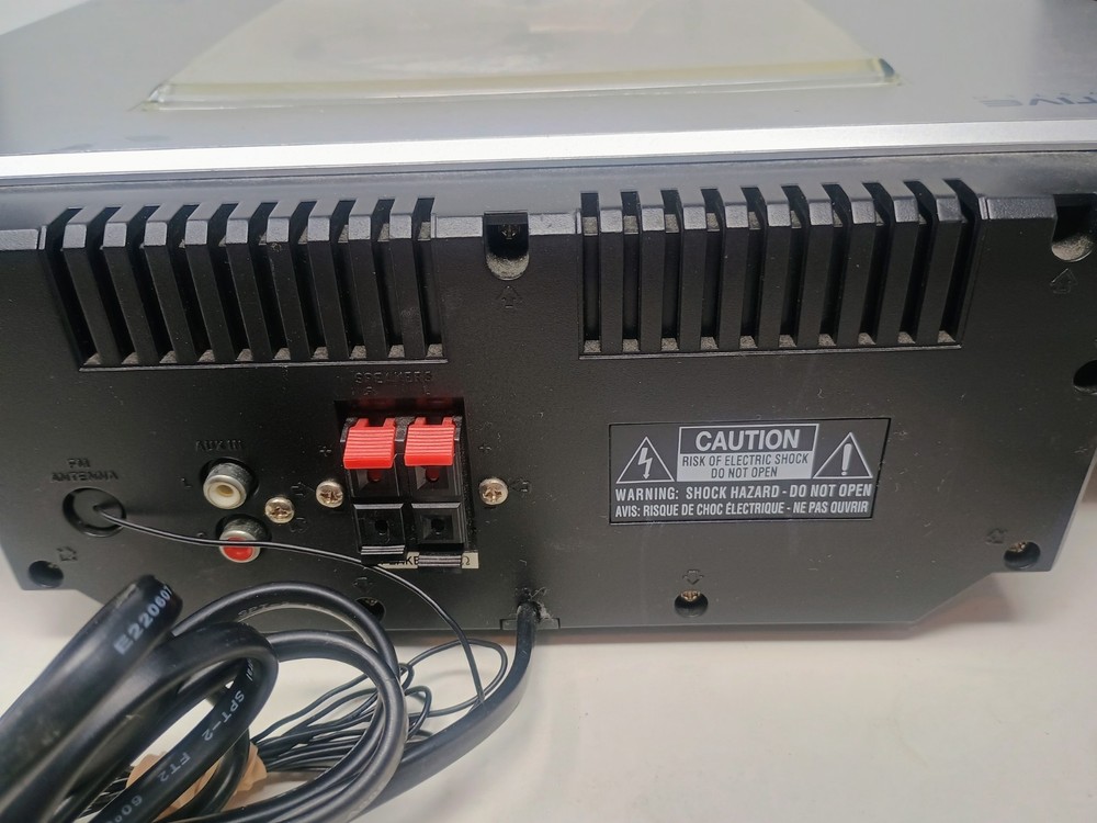 Emerson ES769 Executive Micro System Stereo w/ Speakers, Disc Read Issues, READ