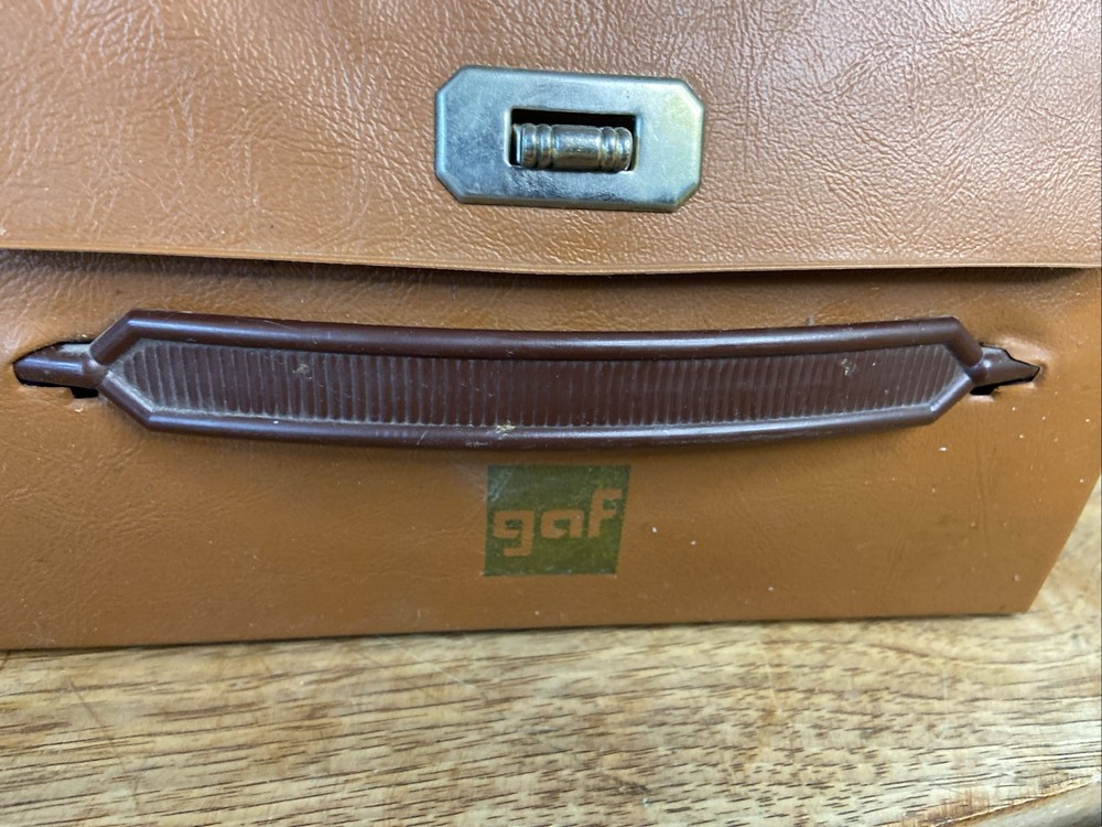 GAF View Master 30 Standard Projector 120V with case