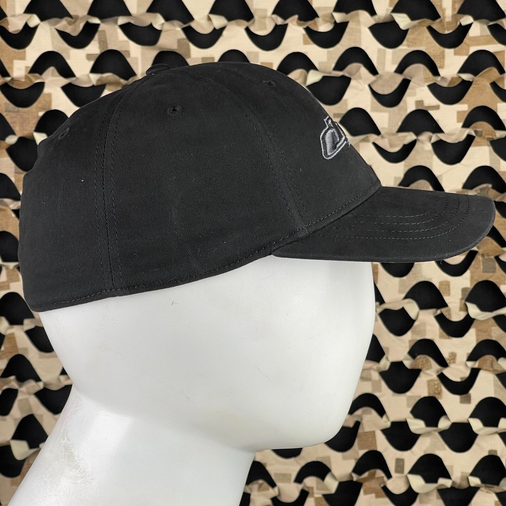 NEW Dye Logo Flex Curve Hat - Black/Grey - Small/Medium