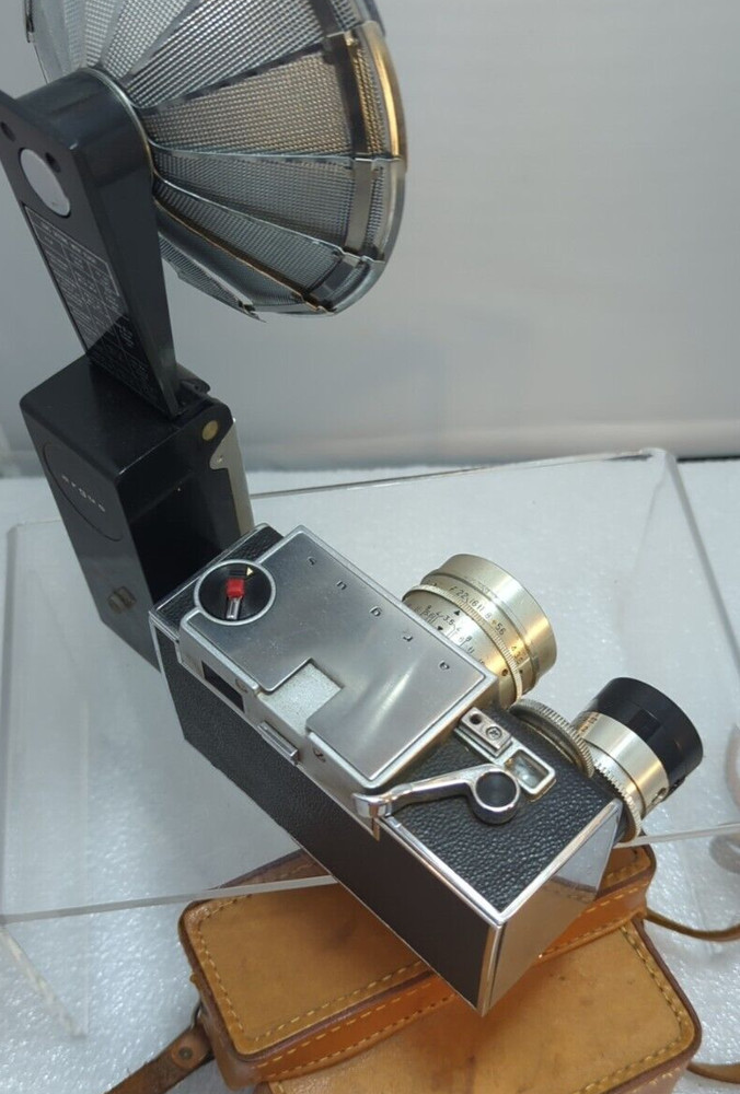 ARGUS C 33 35mm CAMERA /Meter Viewfinder/Rangefinder Leather Case