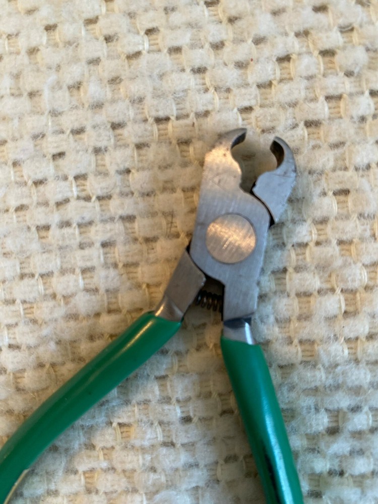 Archery Knocking Pliers