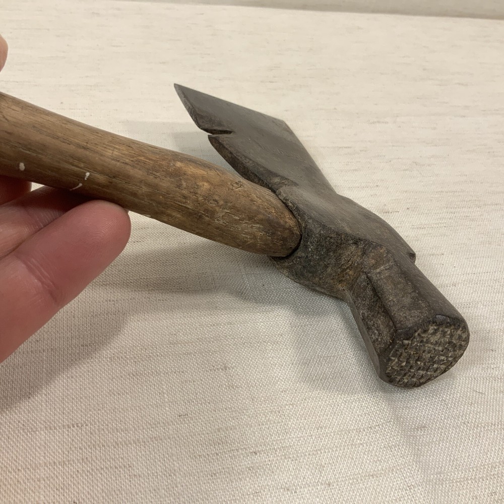 VINTAGE PLUMB CARPENTER'S HATCHET OCTAGONAL HAMMER w/ NAIL PULLER Tool