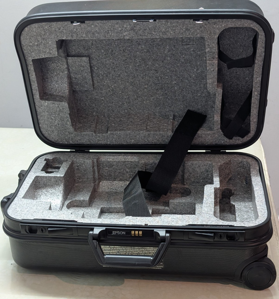 Epson PowerLite ELP-500 CASE - HARD CASE ONLY