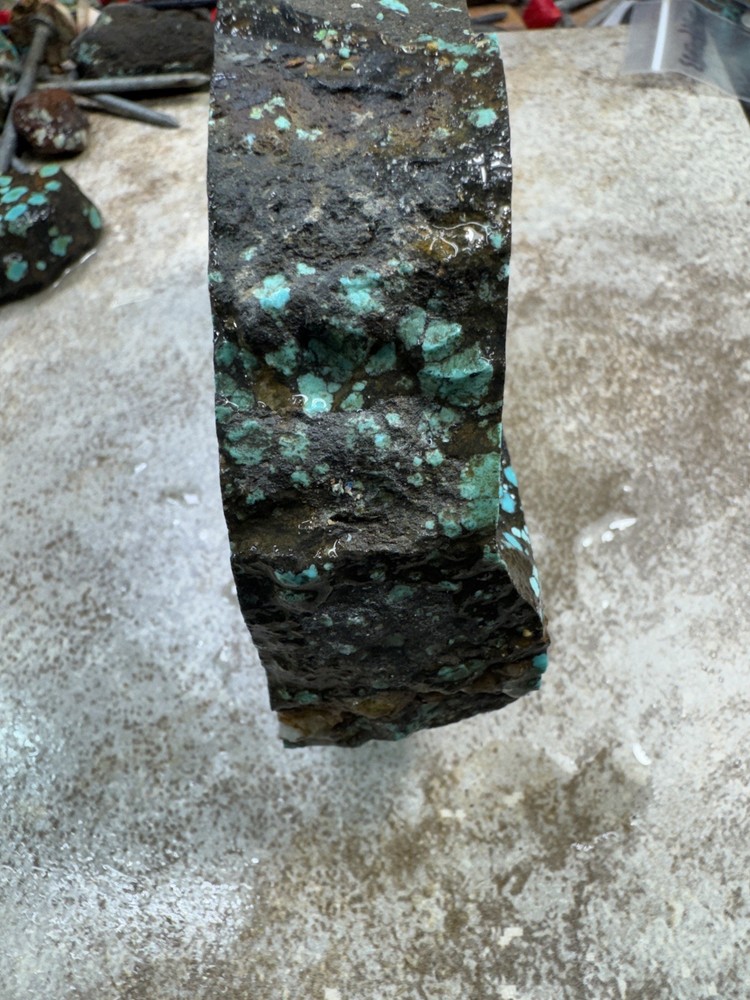 Stabilized hubei turquoise rough