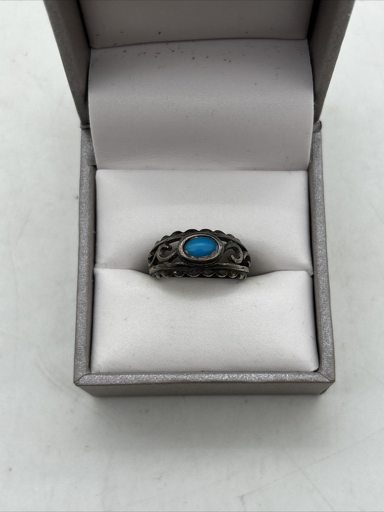 Vintage Sterling Silver Turquoise Ring Size 5 - 2.4 Grams