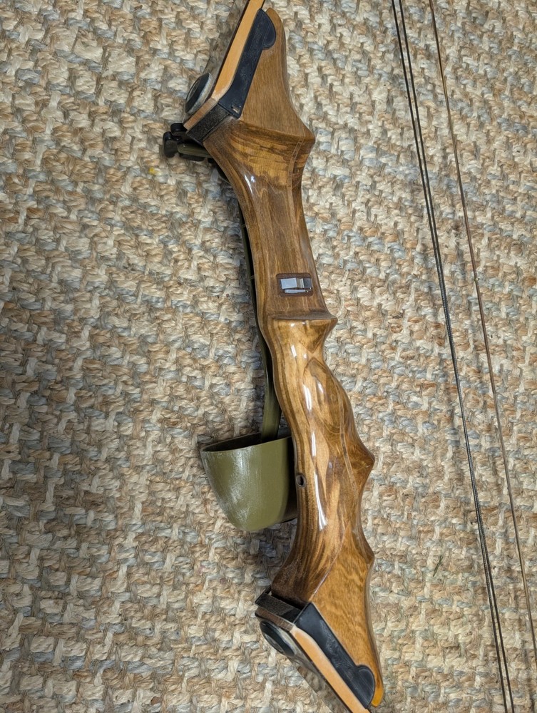 Brown Bear AMO Compound String Length 37 Bow