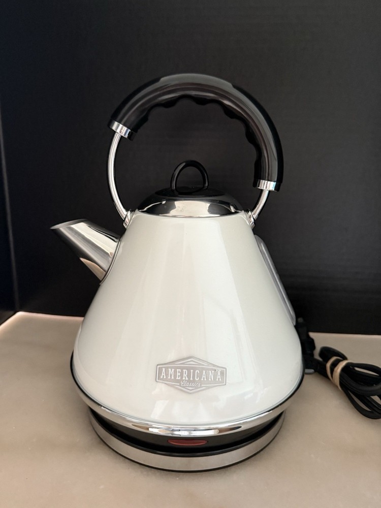 Americana Classics Electric Tea Kettle White 1.7L