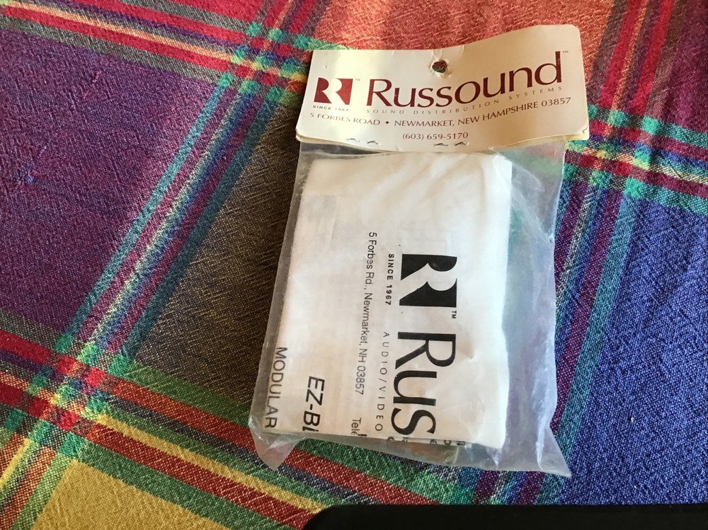 Russound EZB-2 Modular Speaker Connecting Block-Base Unit