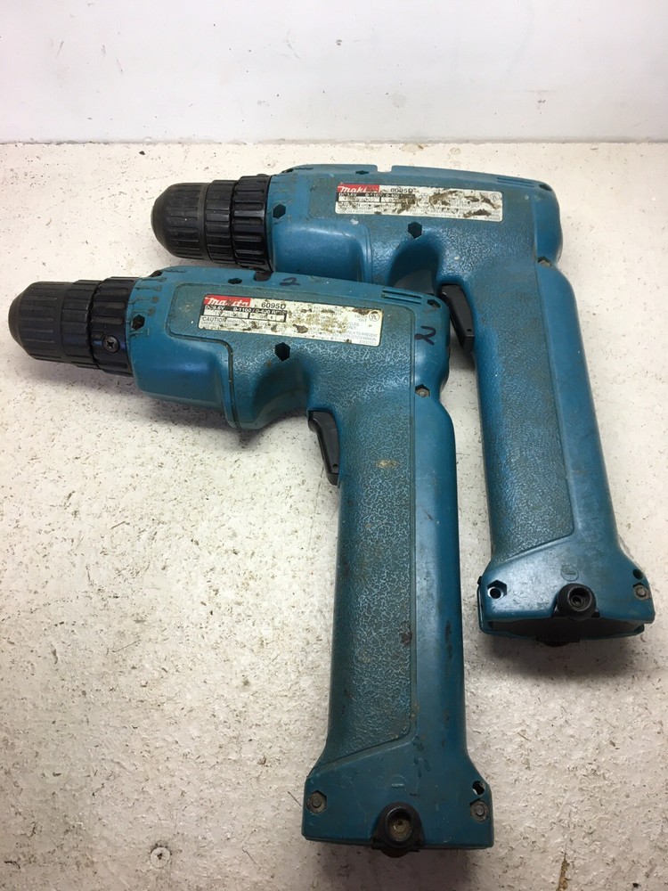 Makita 9.6 Volt Drill Kit
