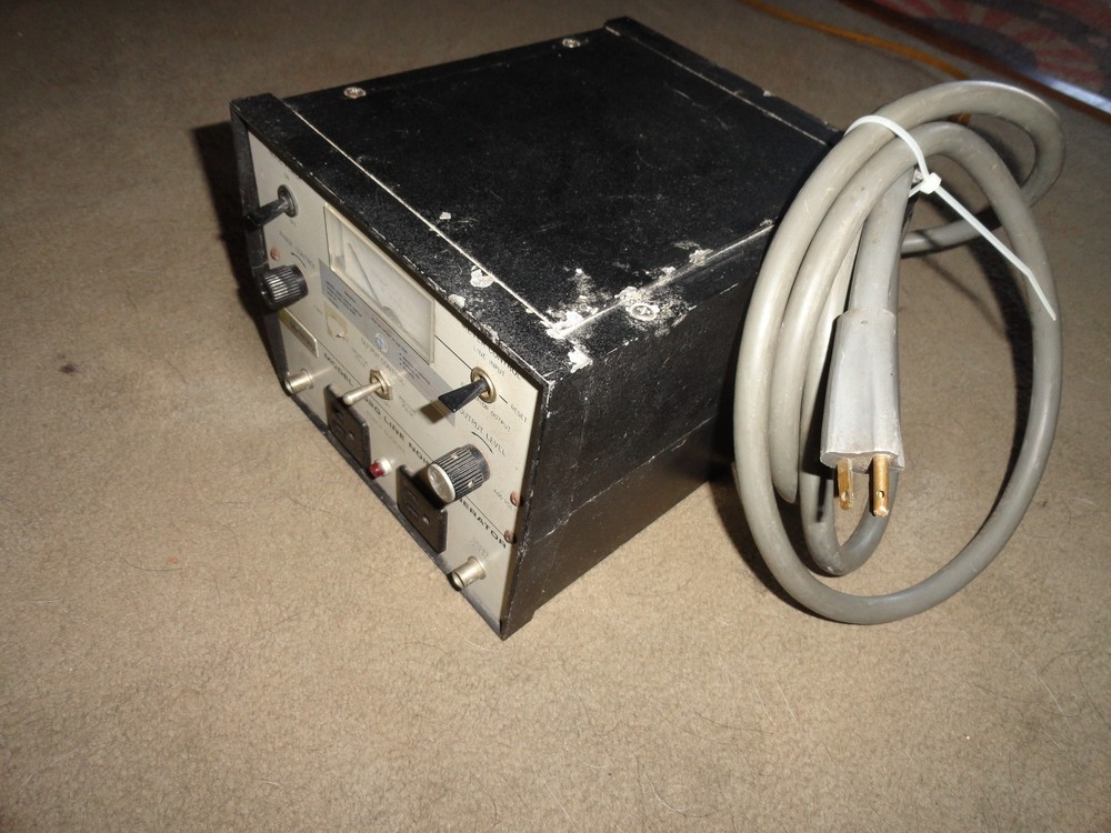 BERKELEY MODEL 3020 LINE NOISE GENERATOR