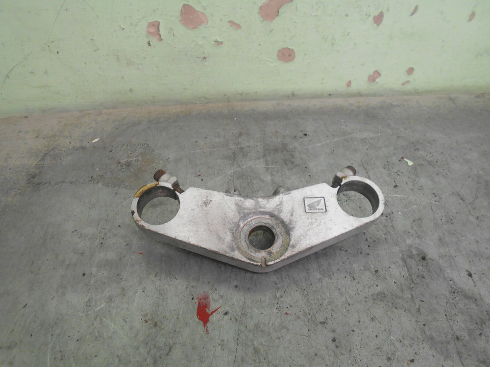 honda  cbr  400  nc 23  triarm top  yoke