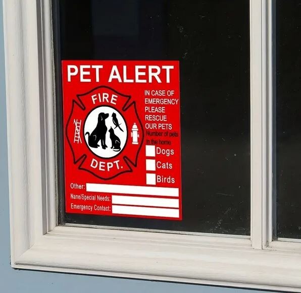 Pets Inside Alert - Rescue - Emergency - Fire Window Stickers / 4 Pack