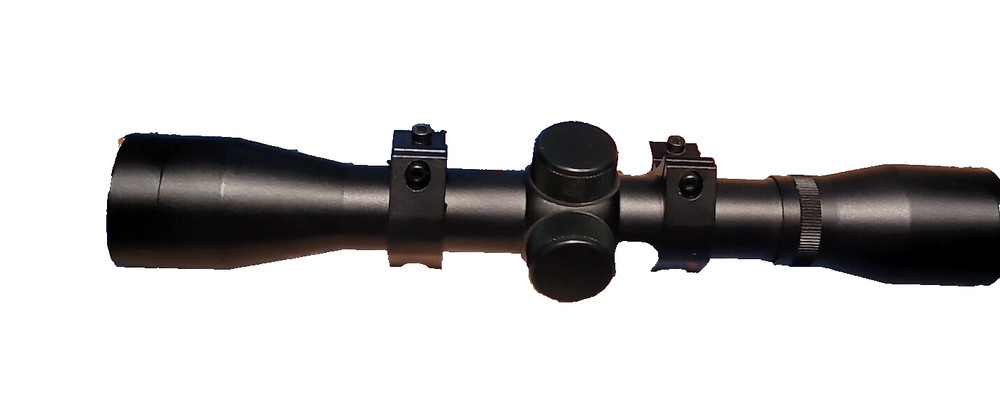 Ruger 4x32 Rifle scope with rings. Wrong box. New take off.