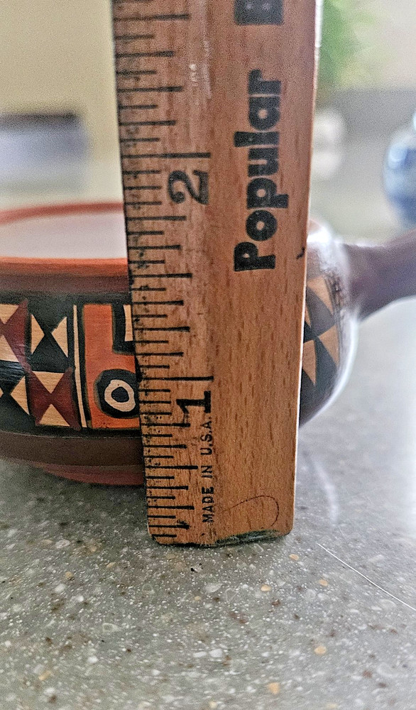 Peruvianl Folk Art pot with handle, handpainted authentic