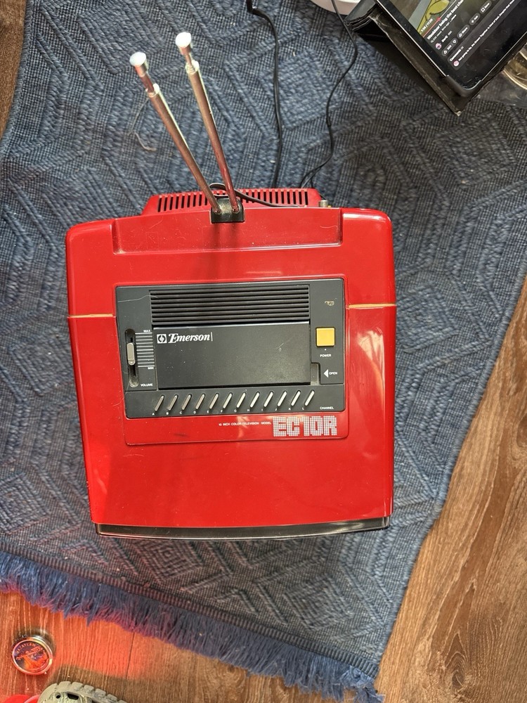 10” Emerson EC10R CRT