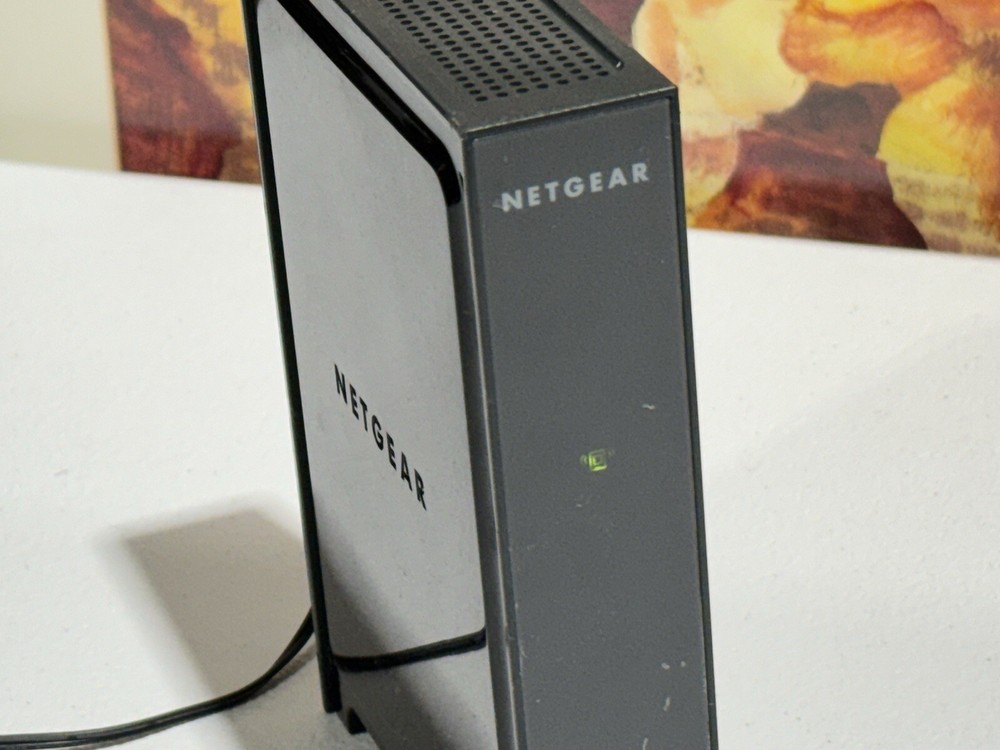 Netgear Universal WiFi Range Extender Wireless Extender WN2000RPT