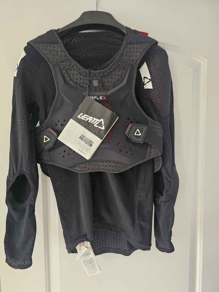 Leatt AirFlex Body Protector (Black) Medium