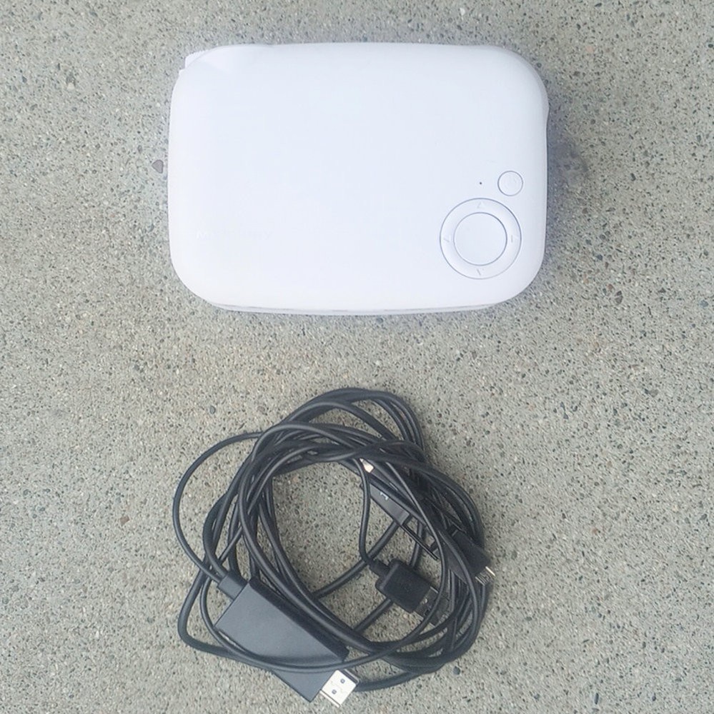 MERKURY INNOVATIONS LUMENSE GEN MINI PROJECTOR