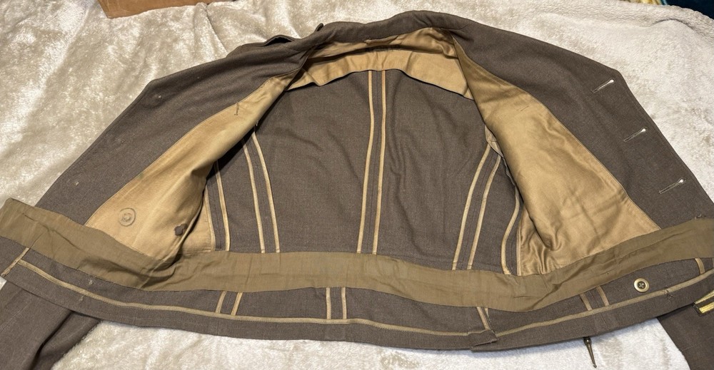 ORIGINAL WWII 101st AIRBORNE JACKET SCREAMING EAGLE