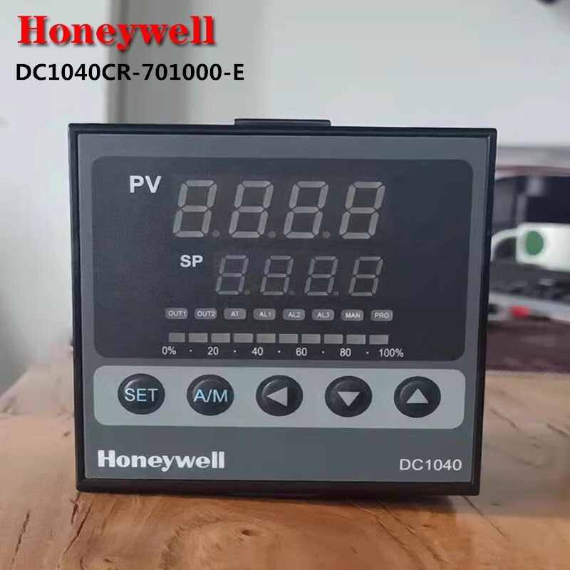 1pcs Honeywell Temperature Controller DC1040CR-701000-E