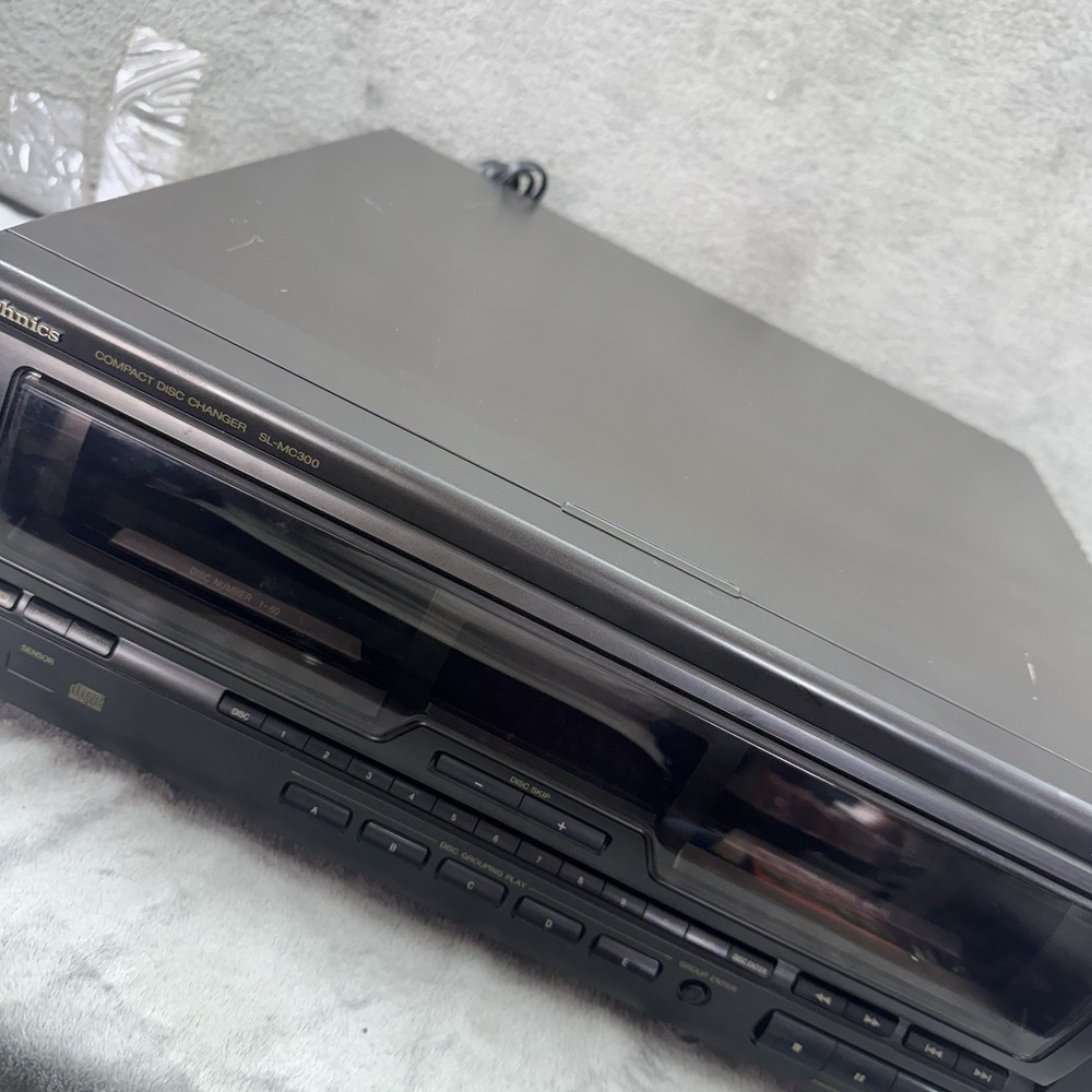 Technics SL-MC300 CD 110+1 Changer Tested Working