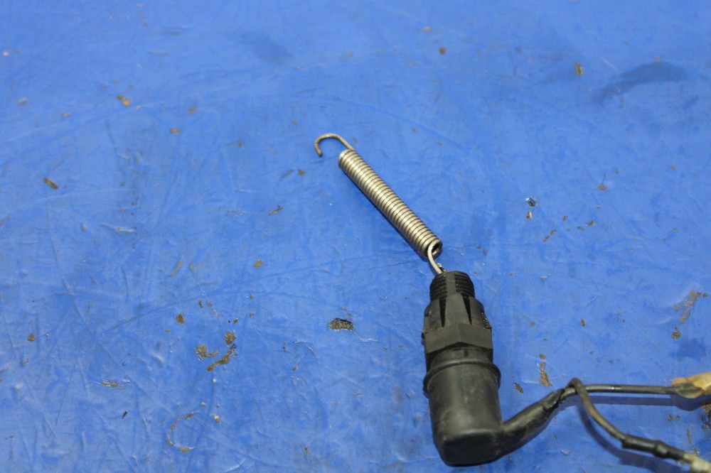 1982 YAMAHA XT200 XT 200 REAR BACK BRAKE LIGHT SENSOR