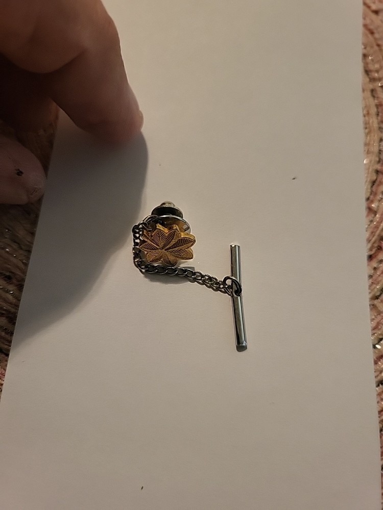 Army/AF/Marines Major(Navy Lt CMD)Tie Tack. Complete