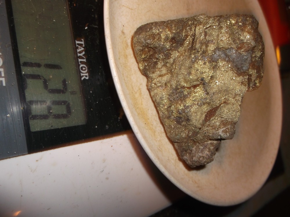 gold silver copper ore, 128 grams samples ,ore high grade .