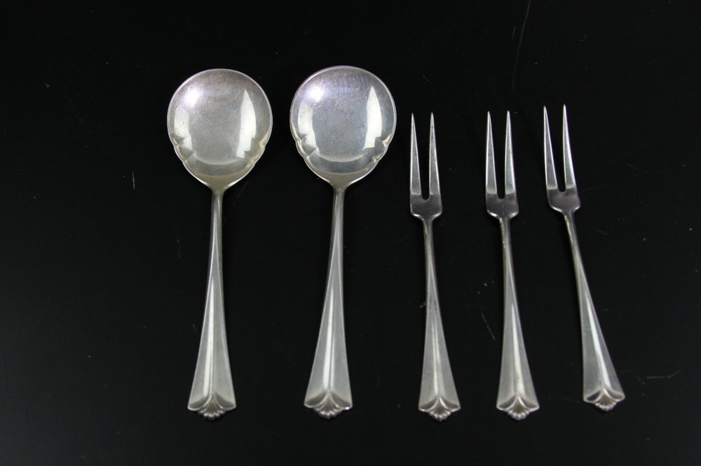 DAVID-ANDERSEN NORWAY 830 SILVER RADHUS PATTERN (5 PIECES) SPOONS & FORKS