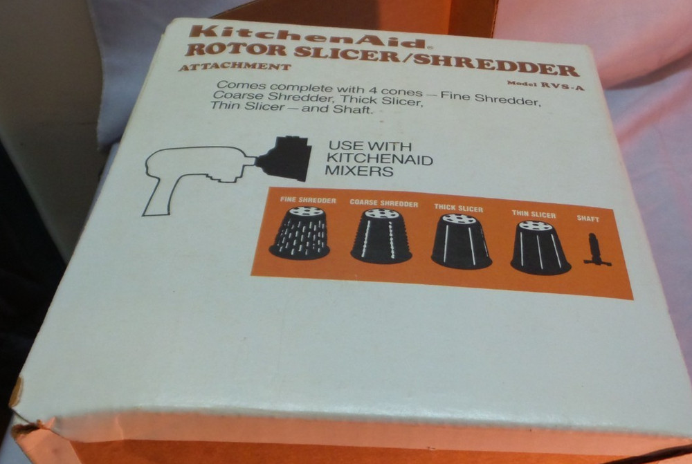 KitchenAid Rotor Slicer/Shredder Attachment, model RVS-A (READ DESCRIPTION)