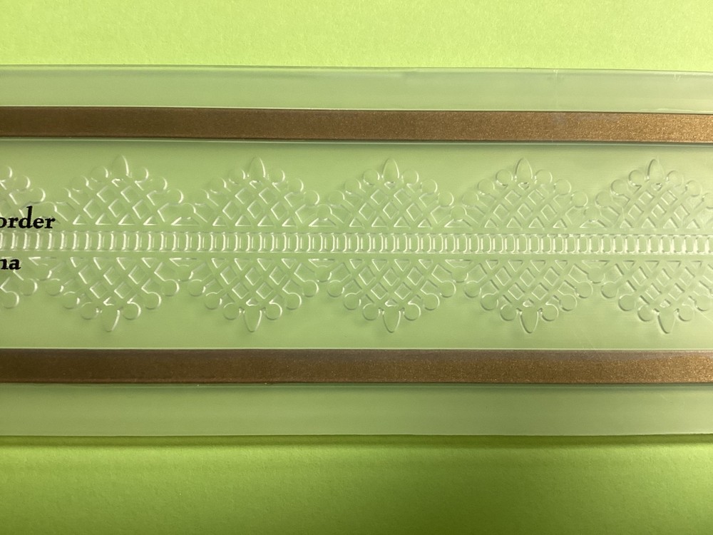 Anna Griffin Lace Ribbon Border Cut and Emboss Folder 12”