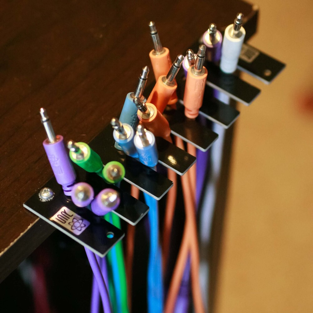 Hold It - Eurorack Patch Cable Holder by Synthrotek