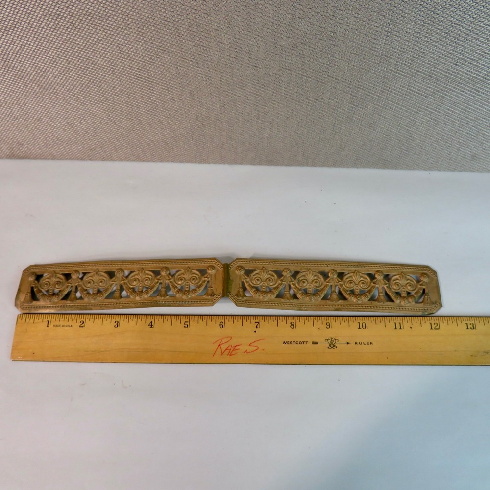 ANTIQUE ARCHITECTURAL SALVAGE THIN BRASS DECORATIVE TRIM 12"