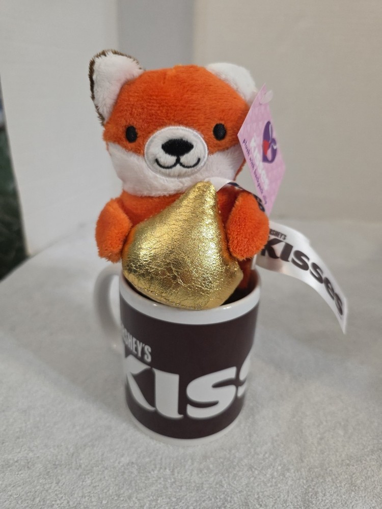 Hershey Kiss Coffee Mug And Plush With Backpack Clip New