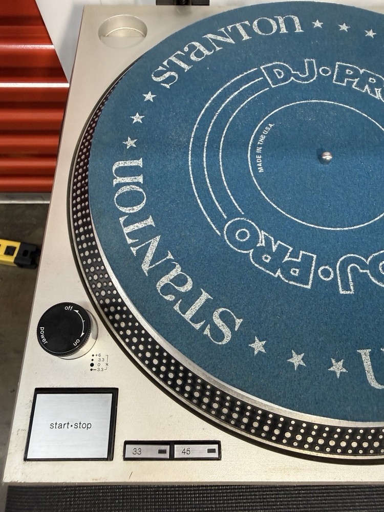 Technics SL-1200MK2 Direct Drive Turntable Quartz Silver