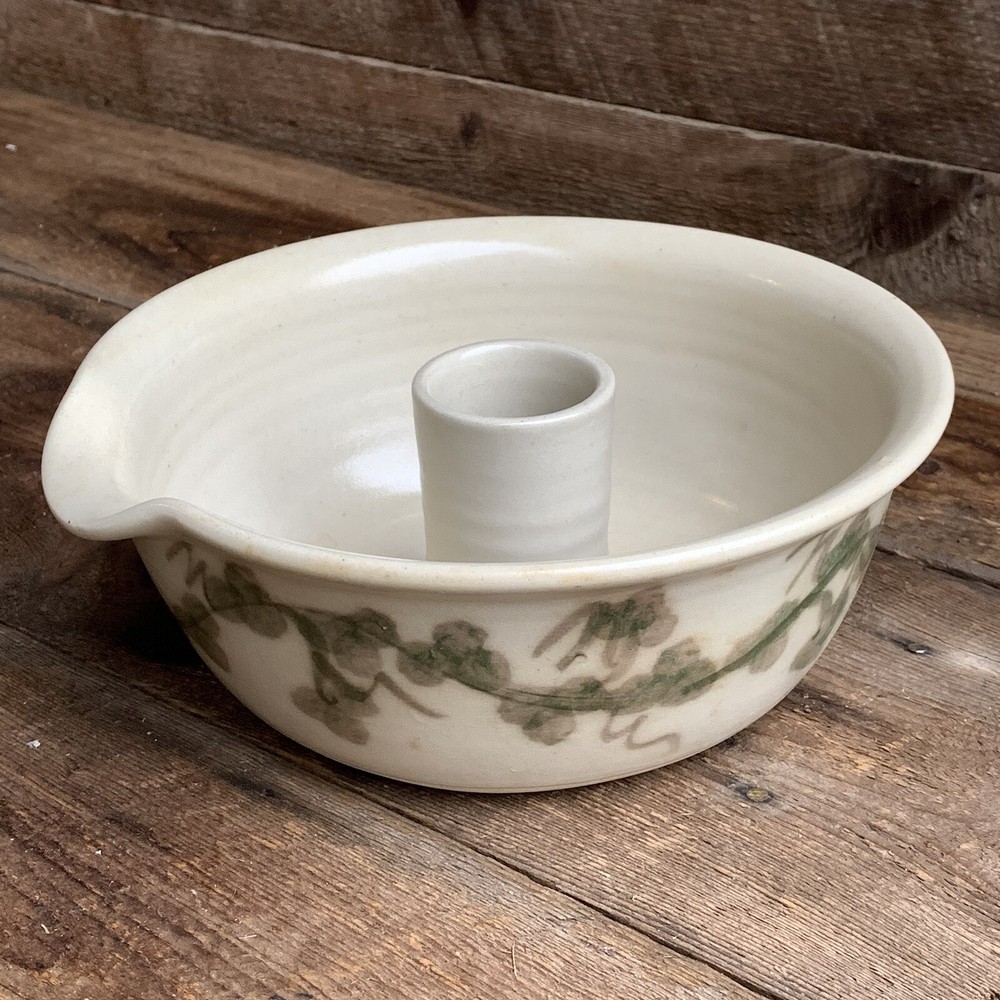 Chicken Roaster Ivy Vine Pattern Hand Thrown John Petree ? 10” Dinnerware