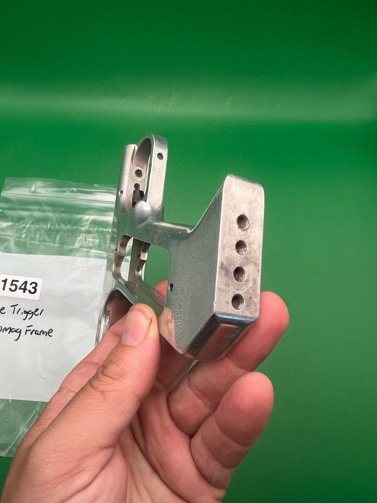 PaintBall Single Trigger Automag Frame Silver