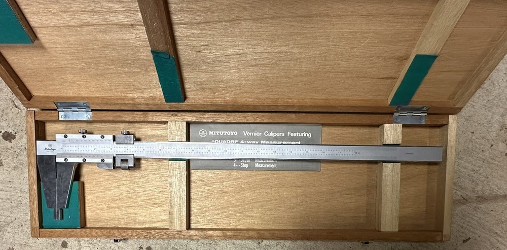 Mitutoyo 160-116 CM-18” Vernier Caliper