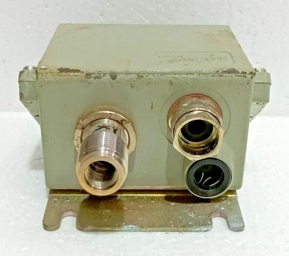 DANFOSS EMP2 084G2139 PRESSURE TRANSMITTER FAST SHIPPING