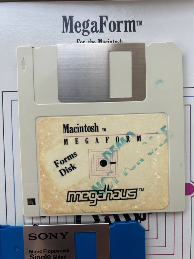 MegaForm for Macintosh Vintage Software Complete Box Manuals Disks
