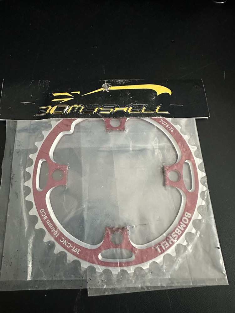 Bombshell Chainring 104bcd 39T Red