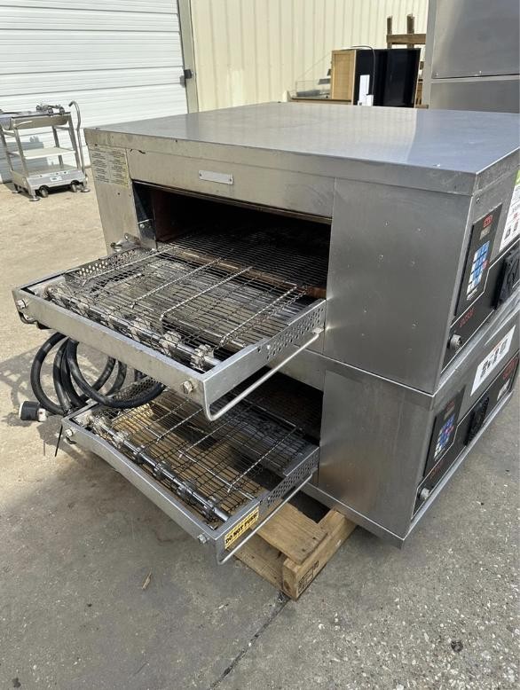 CTX WOW2 Double Stack Conveyor Infrared Pizza Oven DZ33I