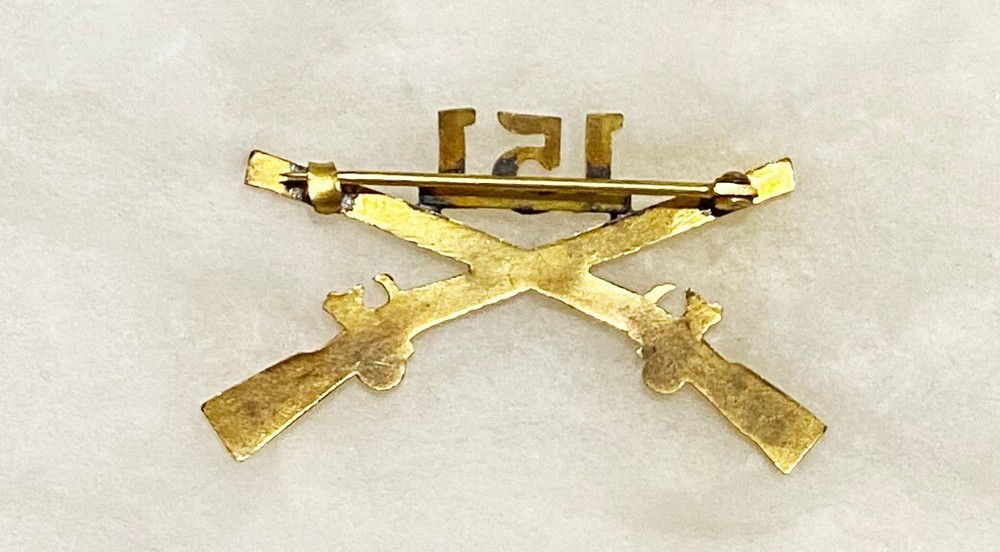 WWI-20's 151st Infantry Collar Device