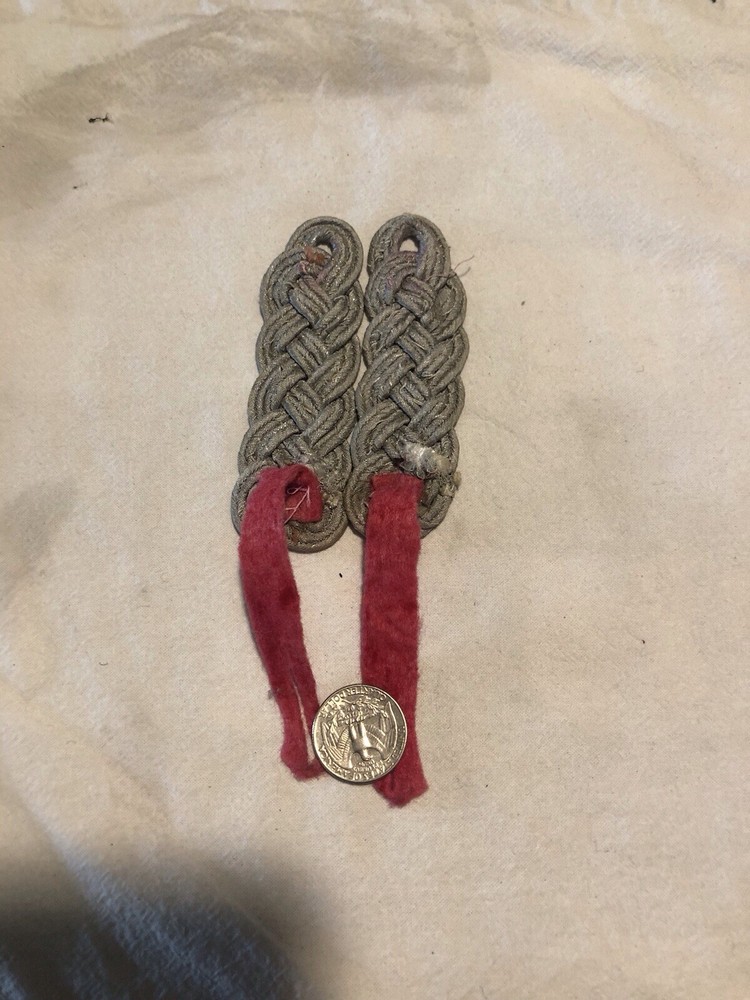 WWII German Shoulder Boards Pair - Oberst - Backing Stitching Glows