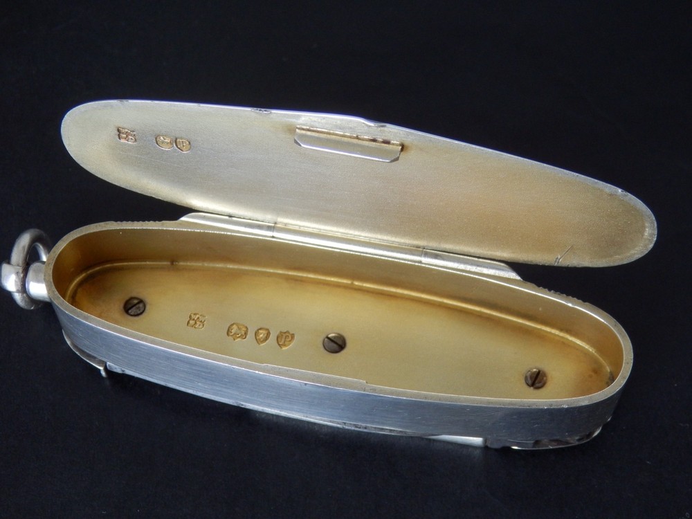 Antique Victorian Wright & Davies Novelty Solid Silver Vesta Case London 1890