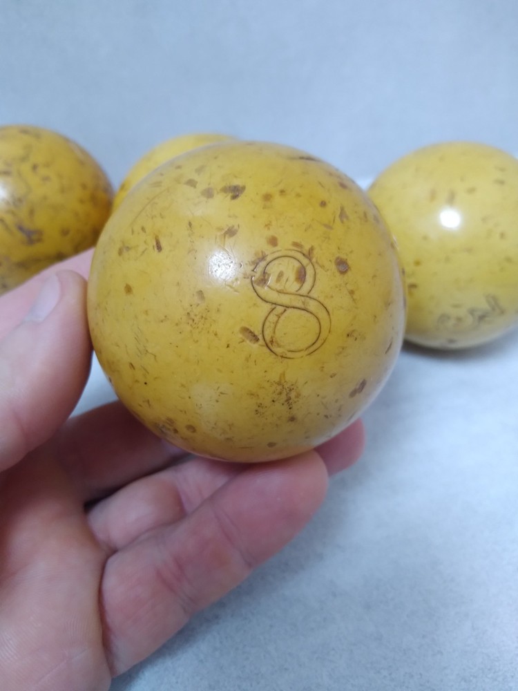 Old Soviet Billiard Russian Balls 4 pc.d-69 mm. 900gr.